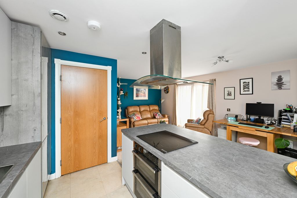 Property photo 3 of 19 Property Image 3