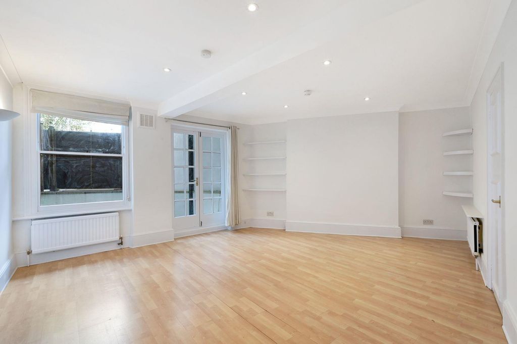 Property photo 1 of 12 Reception Room
