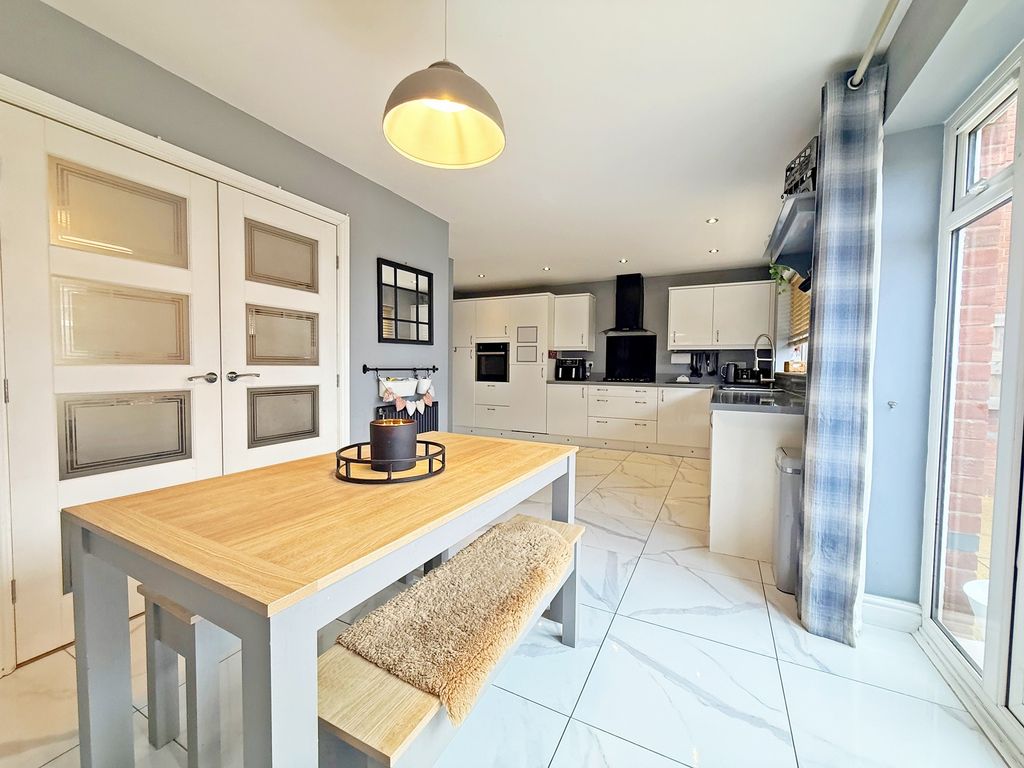 Property photo 2 of 29 Kitchen-Diner