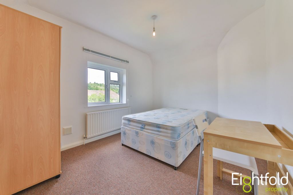 Property photo 2 of 13 Image