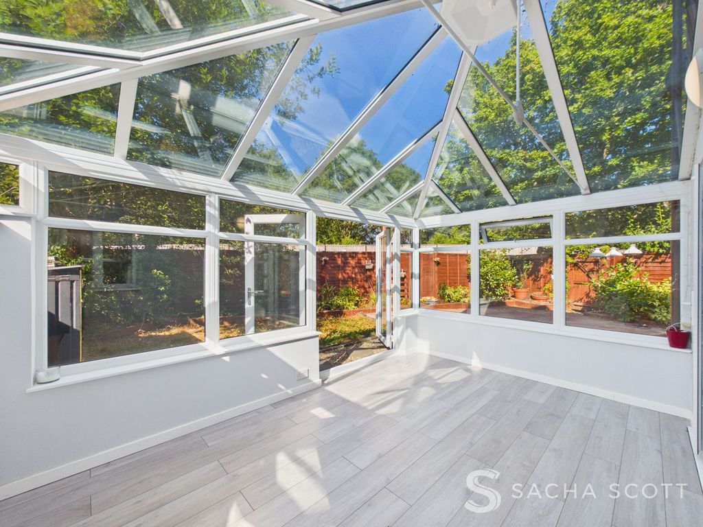 Property photo 3 of 20 Sunroom