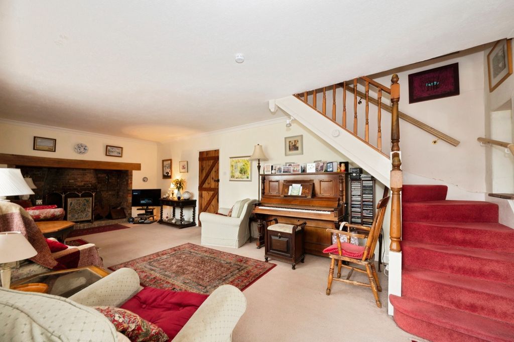 Property photo 3 of 15 Pbox-Img.Jpg
