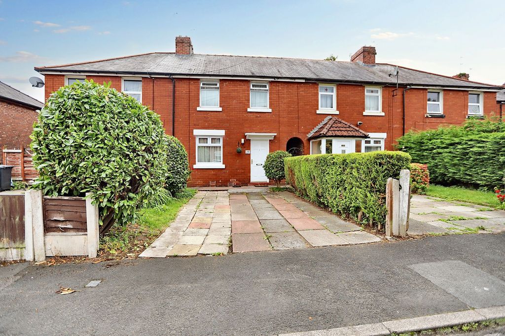 Property photo 1 of 16