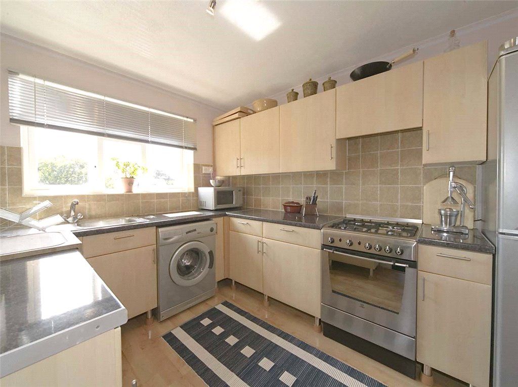Property photo 3 of 4 Kitchen