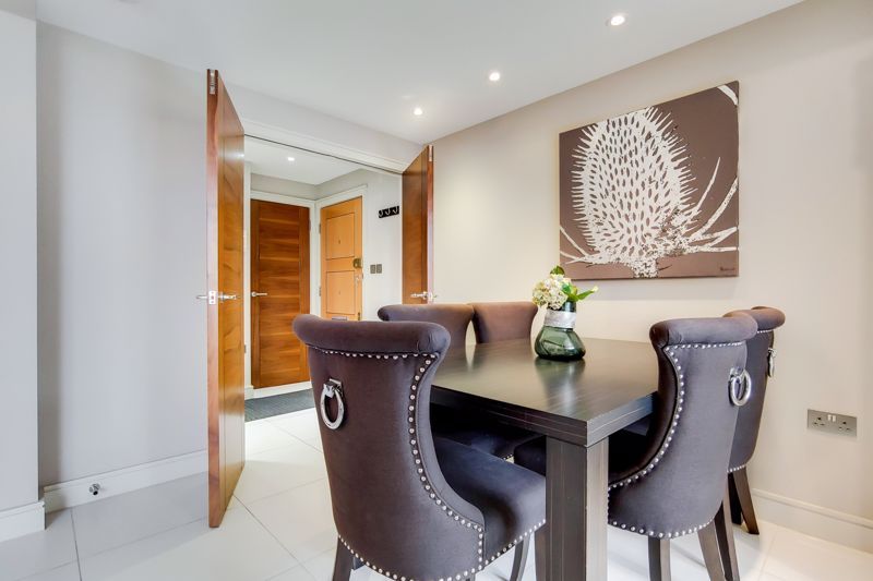 Property photo 3 of 17 Photo 2