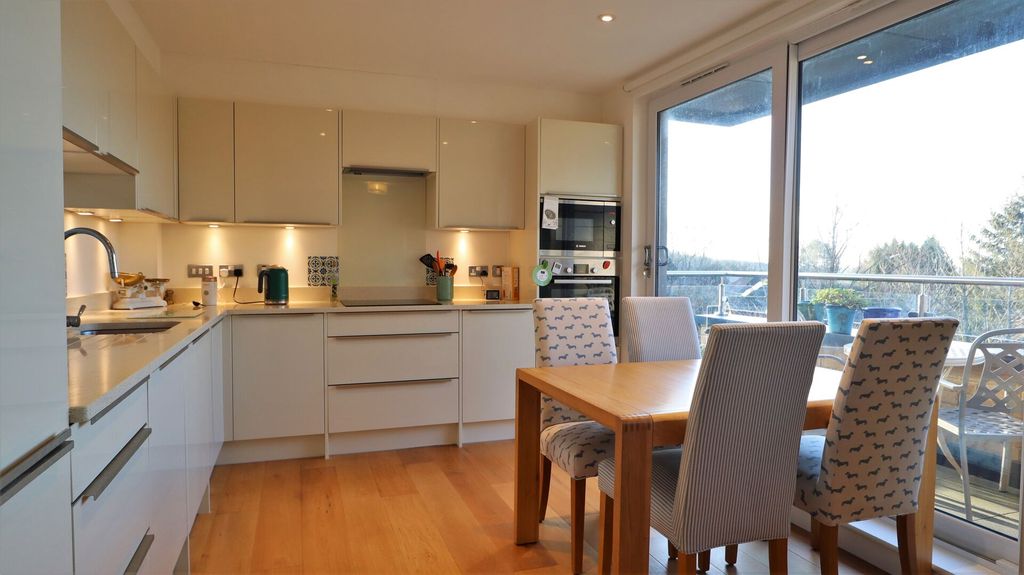 Property photo 3 of 15 Kitchen