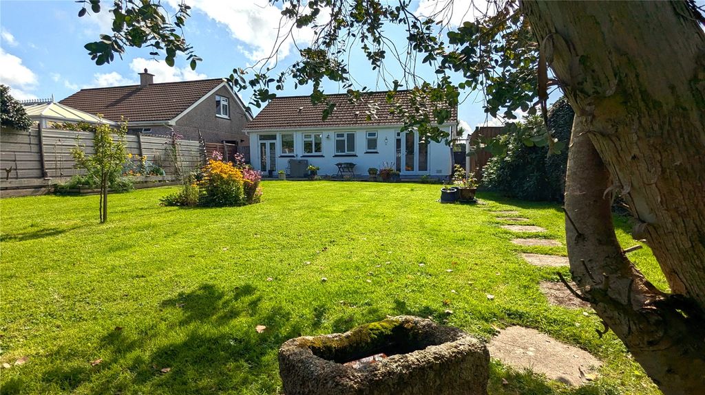 Property photo 2 of 17 Picture No. 53