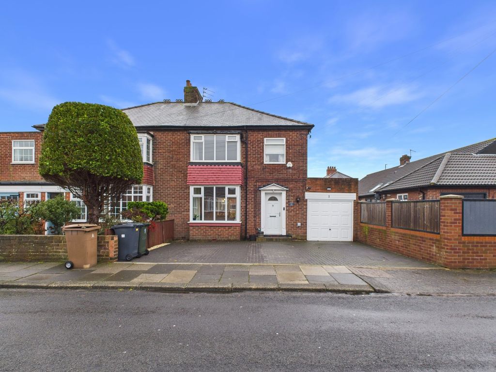 Property photo 1 of 12 External