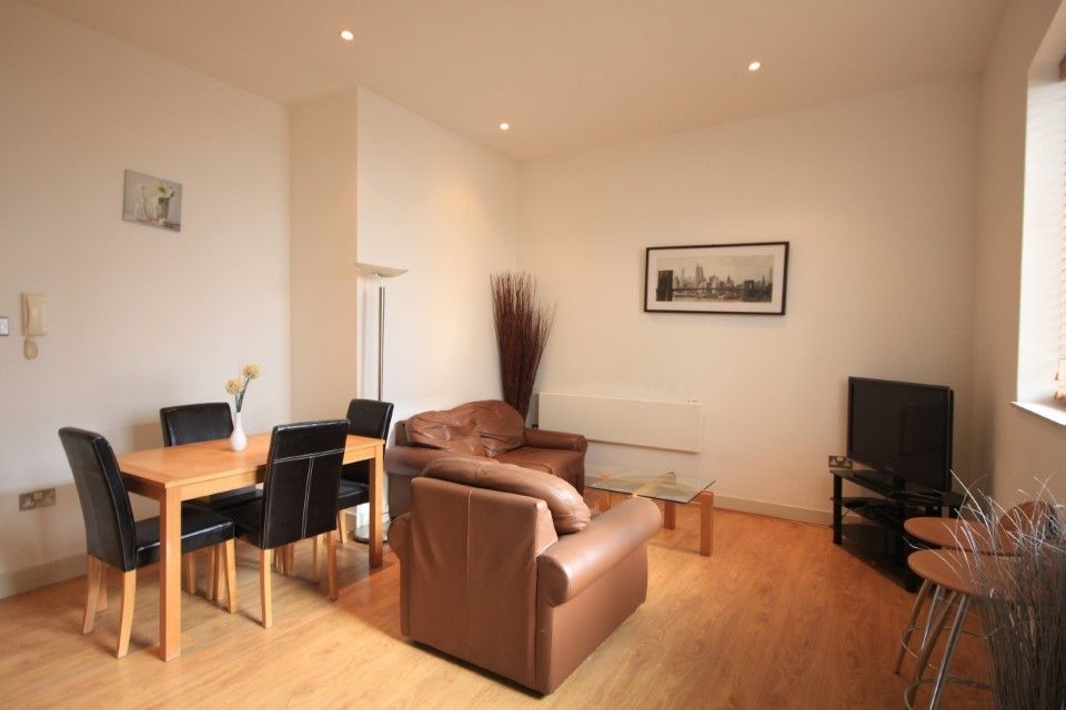 Property photo 3 of 9 Living Room