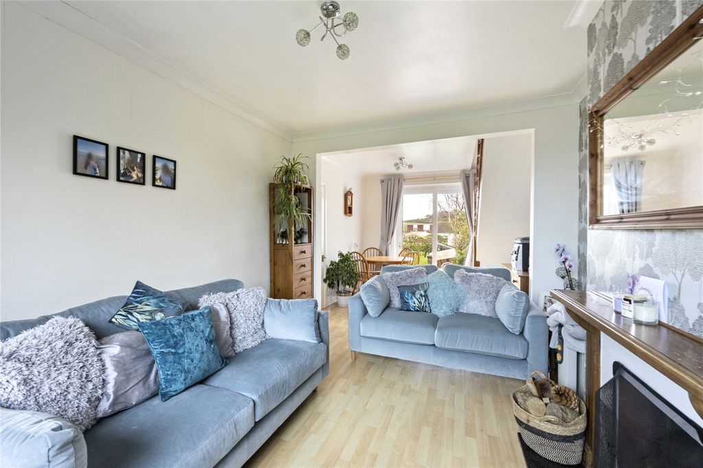 Property photo 3 of 18 Picture No. 11