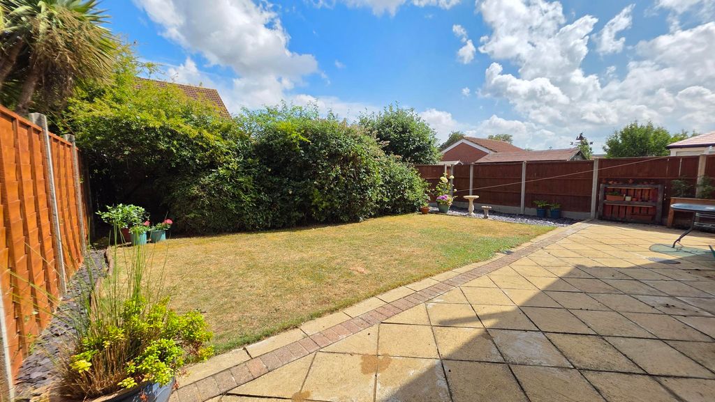 Property photo 3 of 17