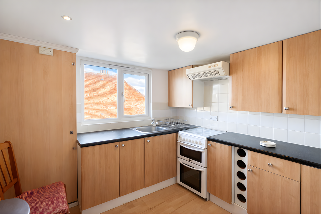 Property photo 1 of 3