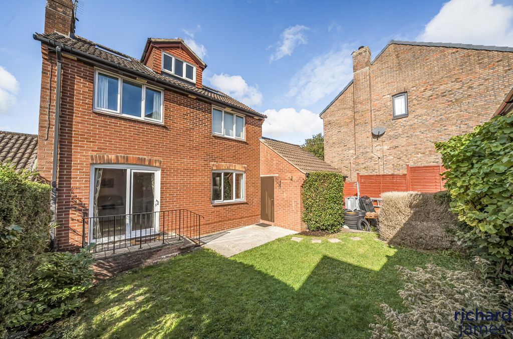 Property photo 2 of 22 B250Bc109Daa42F3B60Fd7c31F5Ecd6d