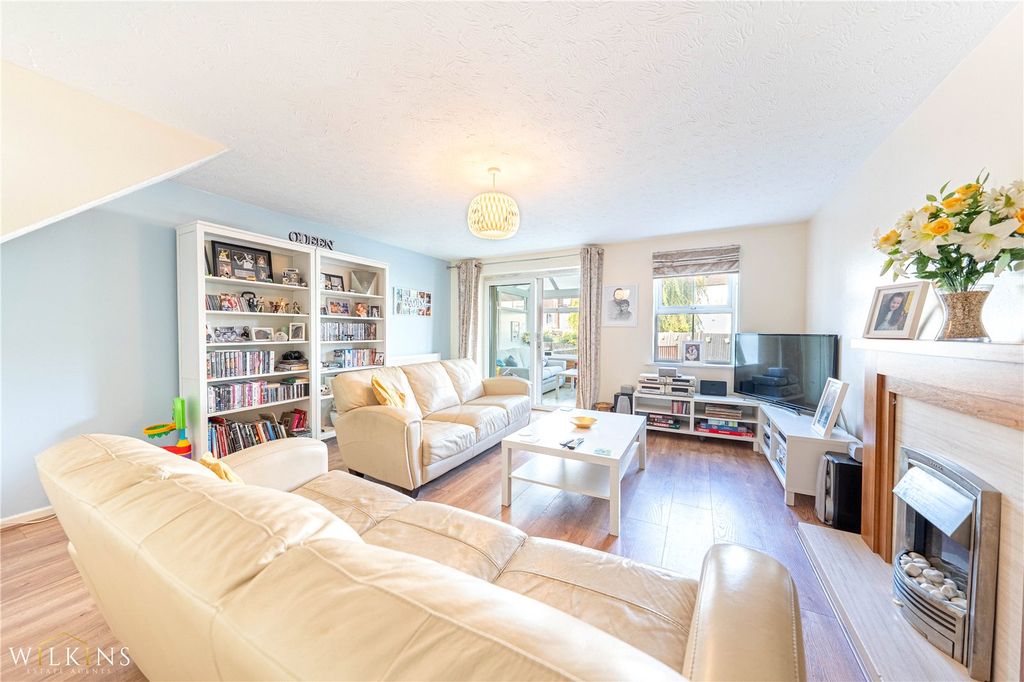 Property photo 3 of 35 Picture No. 54