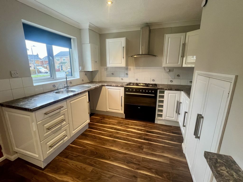 Property photo 2 of 12 Img_5481