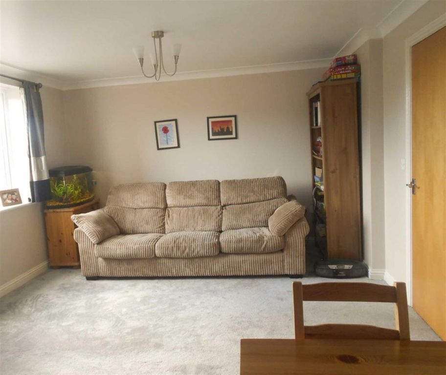 Property photo 2 of 5