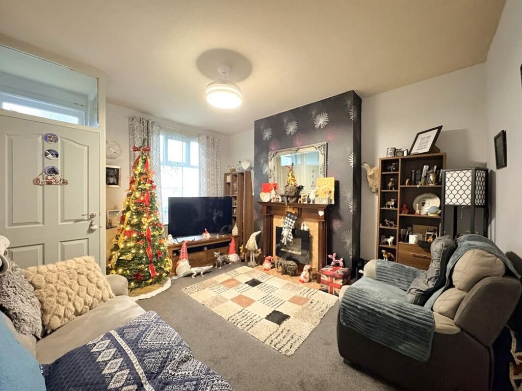 Property photo 3 of 18