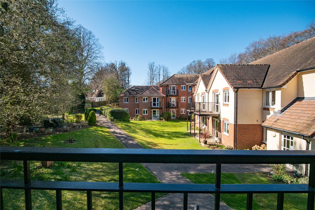 Property photo 3 of 11 Picture No. 24