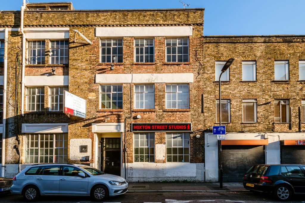 Property photo 1 of 6 Hoxton St Studios 2.Jpg