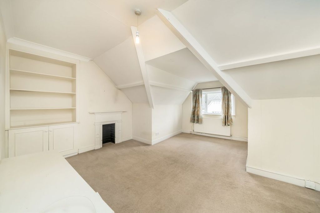 Property photo 2 of 4
