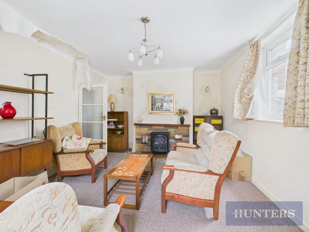 Property photo 3 of 11 Cam05316G0-Pr0254-Still008.Jpg