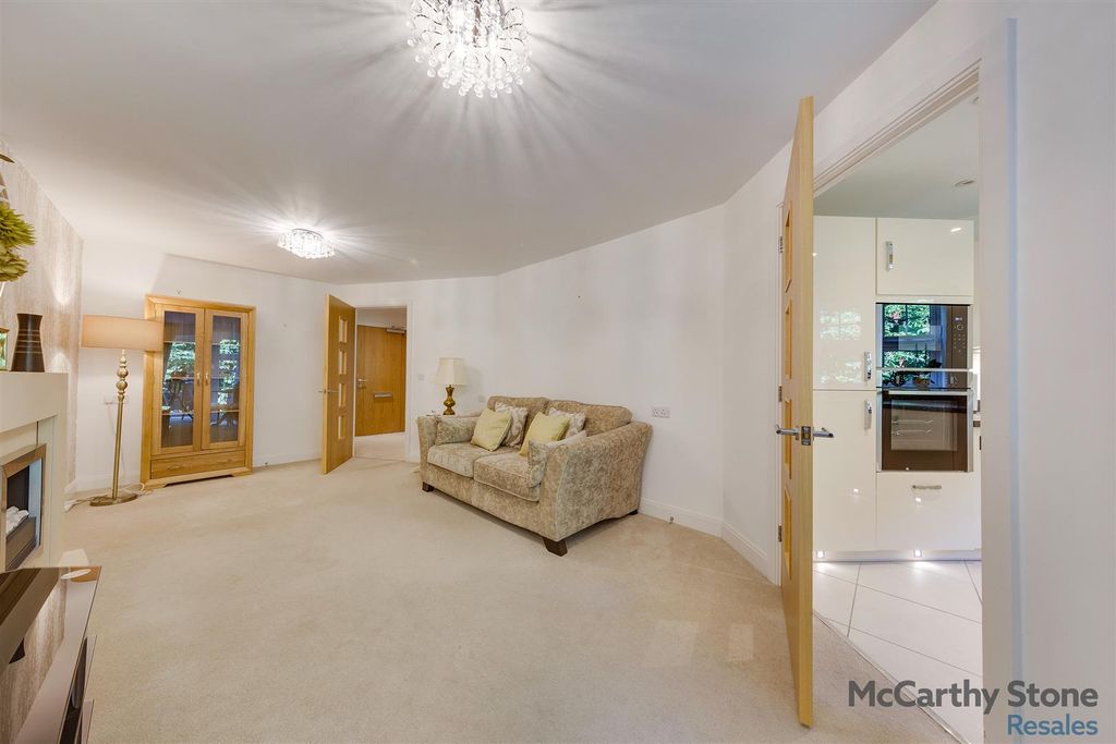 Property photo 3 of 12 _Mg_8004Hdr.Jpg