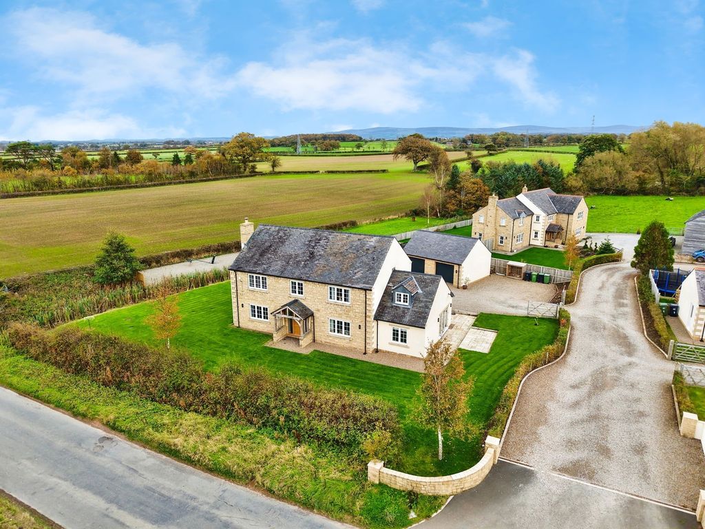 Property photo 1 of 54