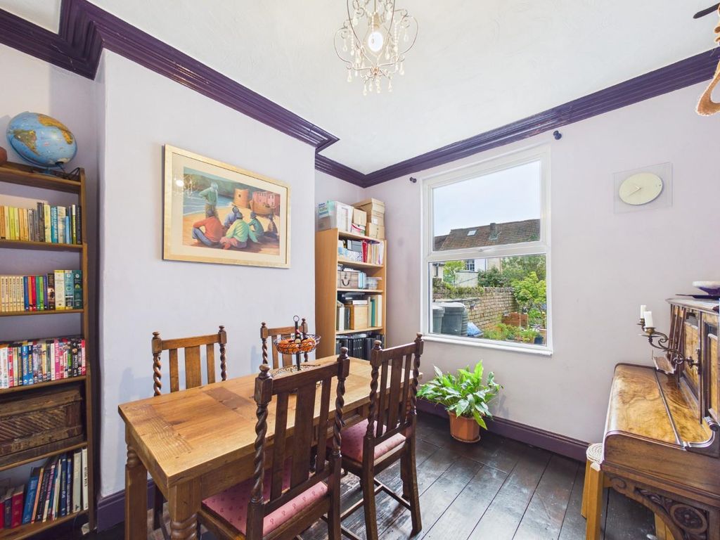 Property photo 3 of 28 Cam01576G0-Pr0361-Still007.Jpg