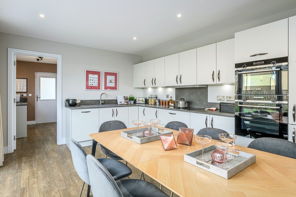 Property photo 3 of 16 Pinefields, Livingston