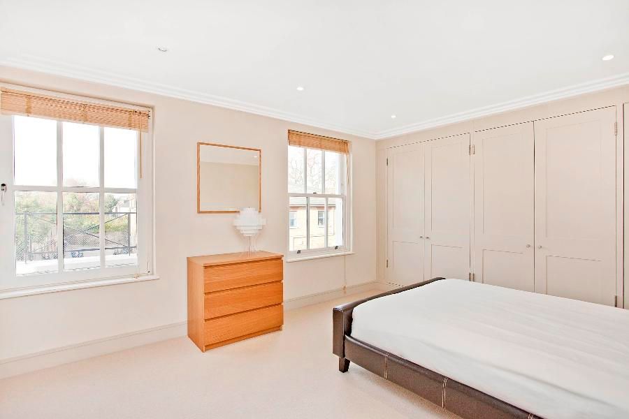 Property photo 2 of 8
