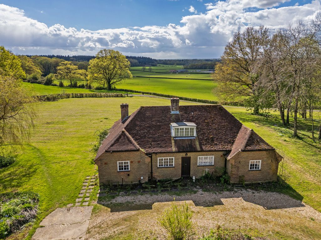 Property photo 2 of 19