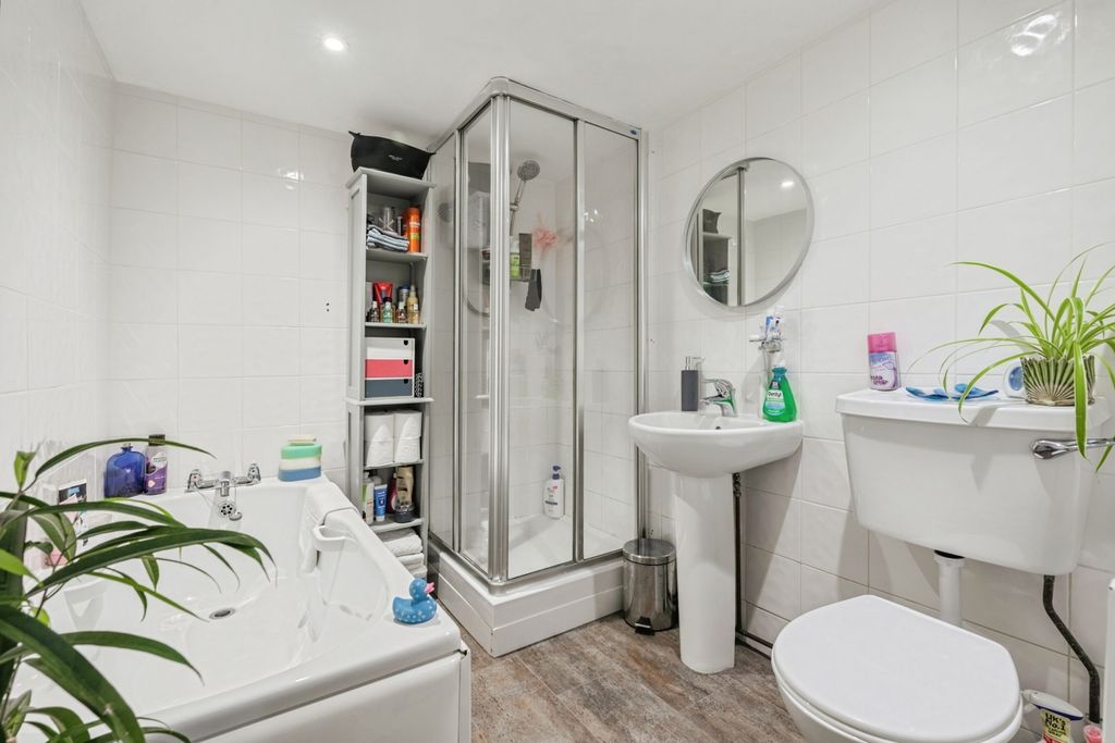 Property photo 3 of 18 Pbox-Img.Jpg