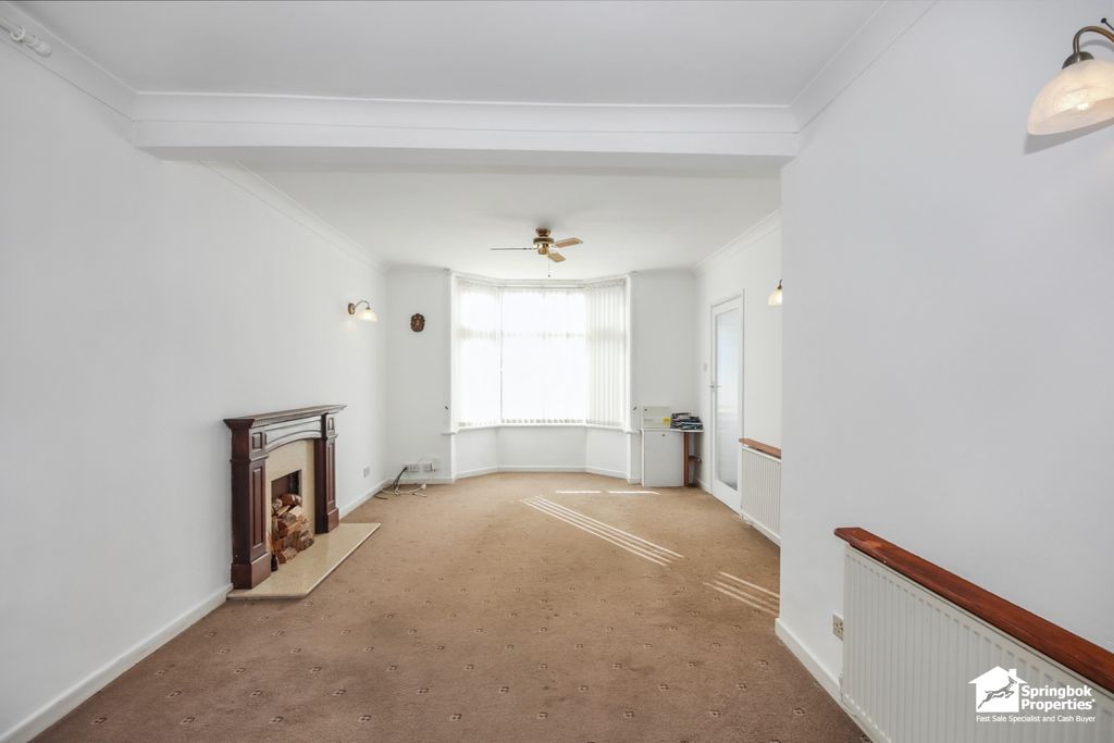 Property photo 2 of 21 Image 1