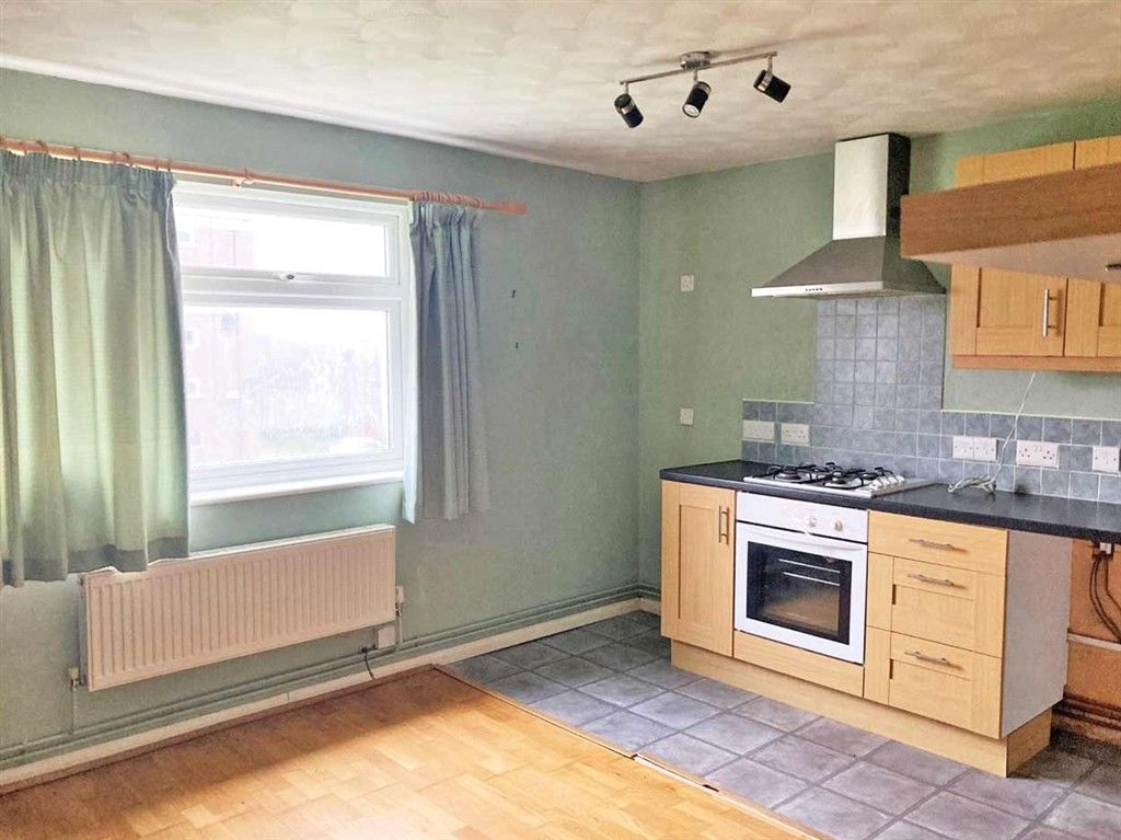 Property photo 3 of 5