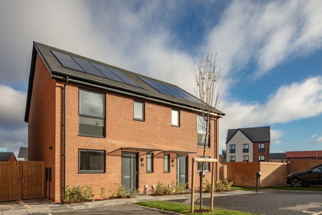 Property photo 2 of 12 External