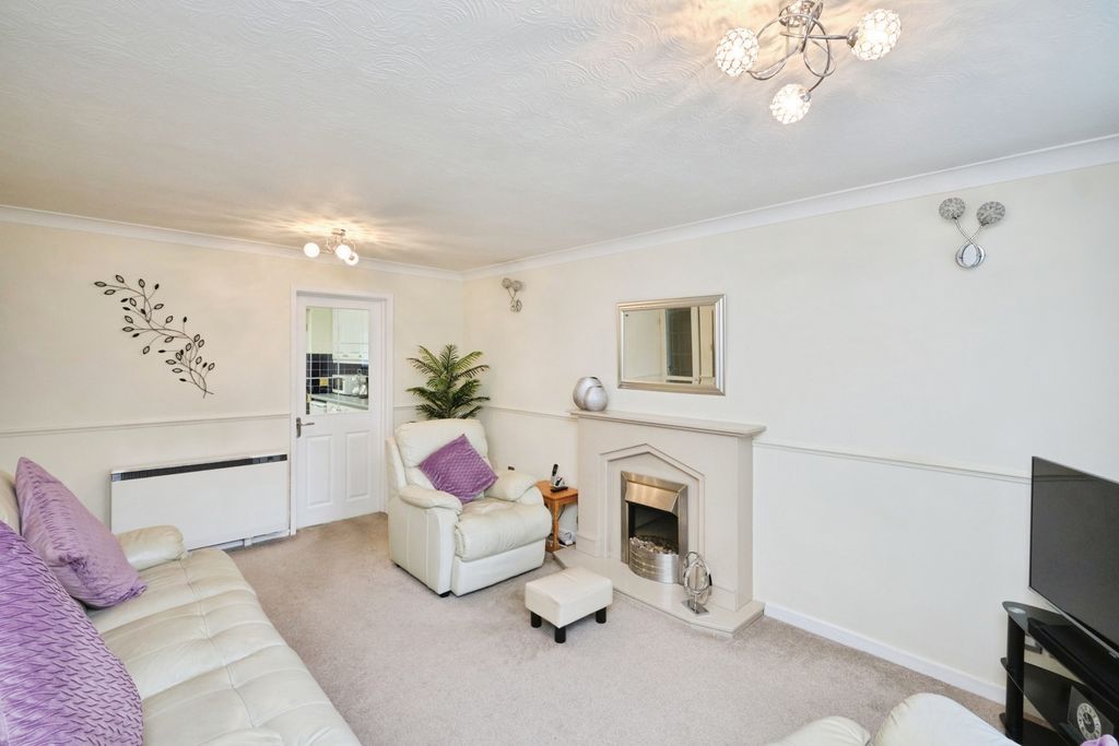 Property photo 2 of 20 Pbox-Img.Jpg