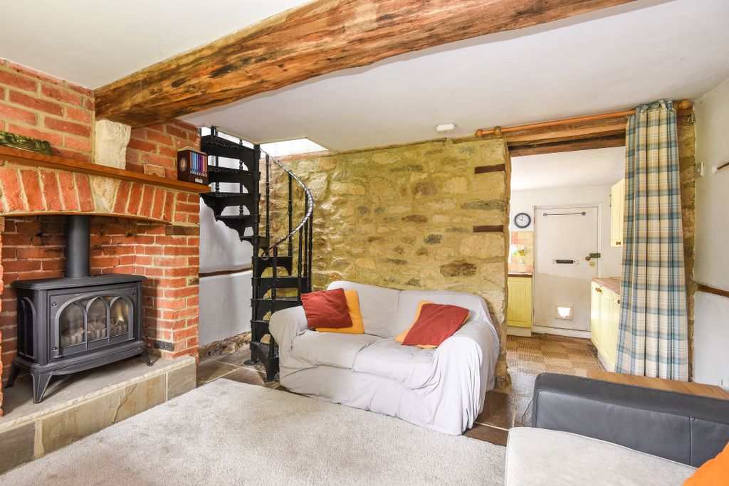 Property photo 2 of 9 Reception Room