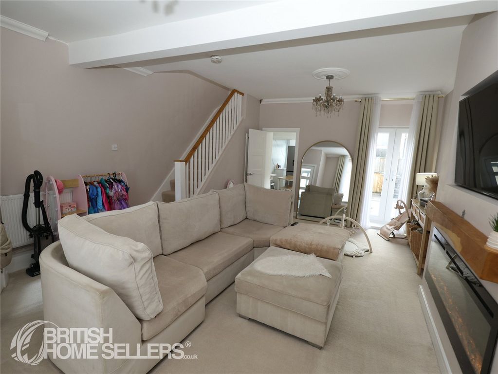 Property photo 3 of 13 Picture No. 05