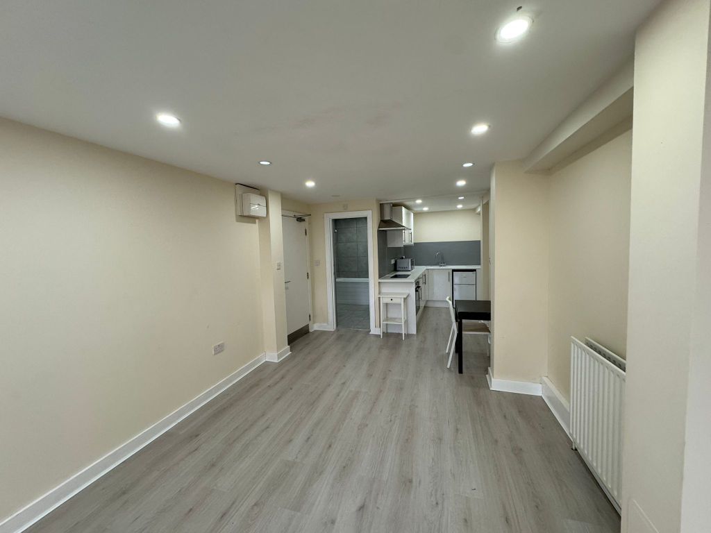 Property photo 1 of 4