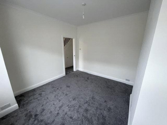 Property photo 2 of 11 Picture No. 08