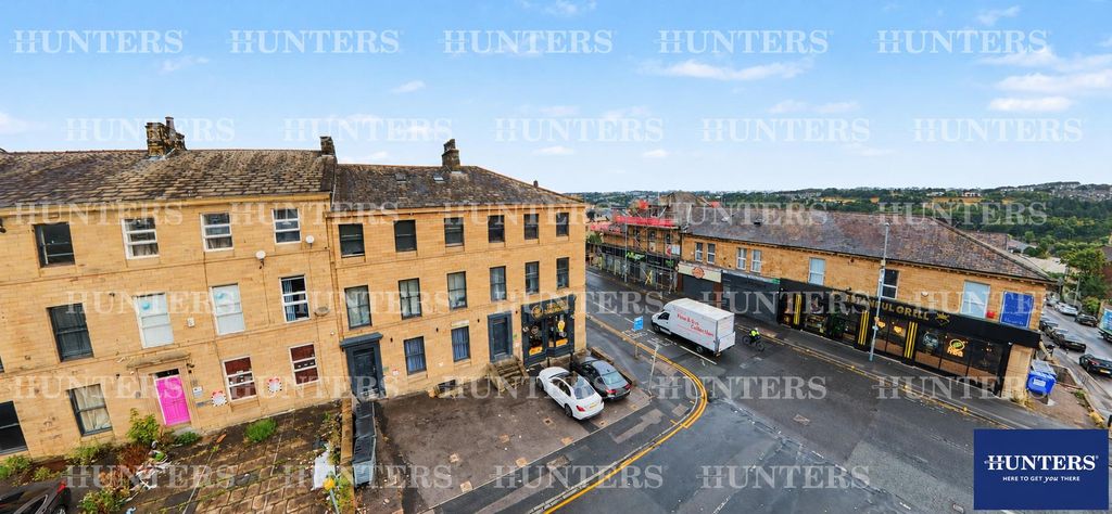 Property photo 1 of 16 d4582631-4Fa0-4E63-9F3B-B60Ebfe3B65F.Png