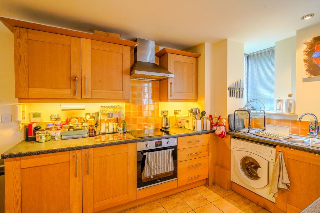 Property photo 3 of 16 Picture No. 08