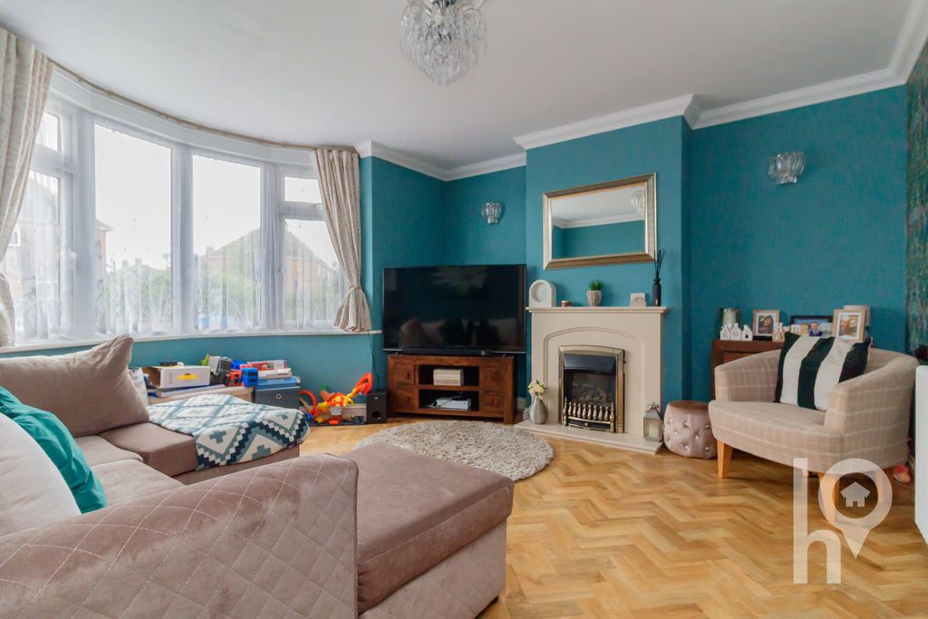 Property photo 2 of 10 Photo 6