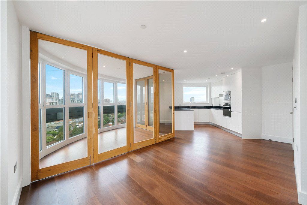 Property photo 2 of 12 Picture No. 19