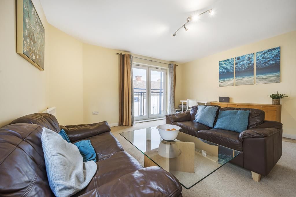 Property photo 3 of 20 Reception