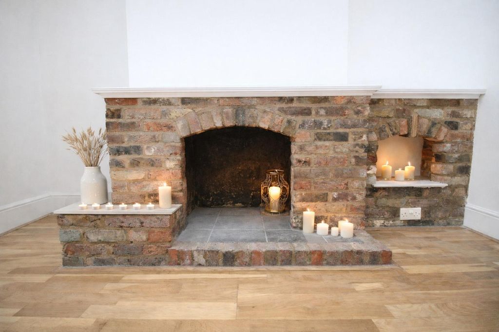 Property photo 2 of 15 85c2A85B-98Ff-4562-A064-7E775F0232Fd.Png