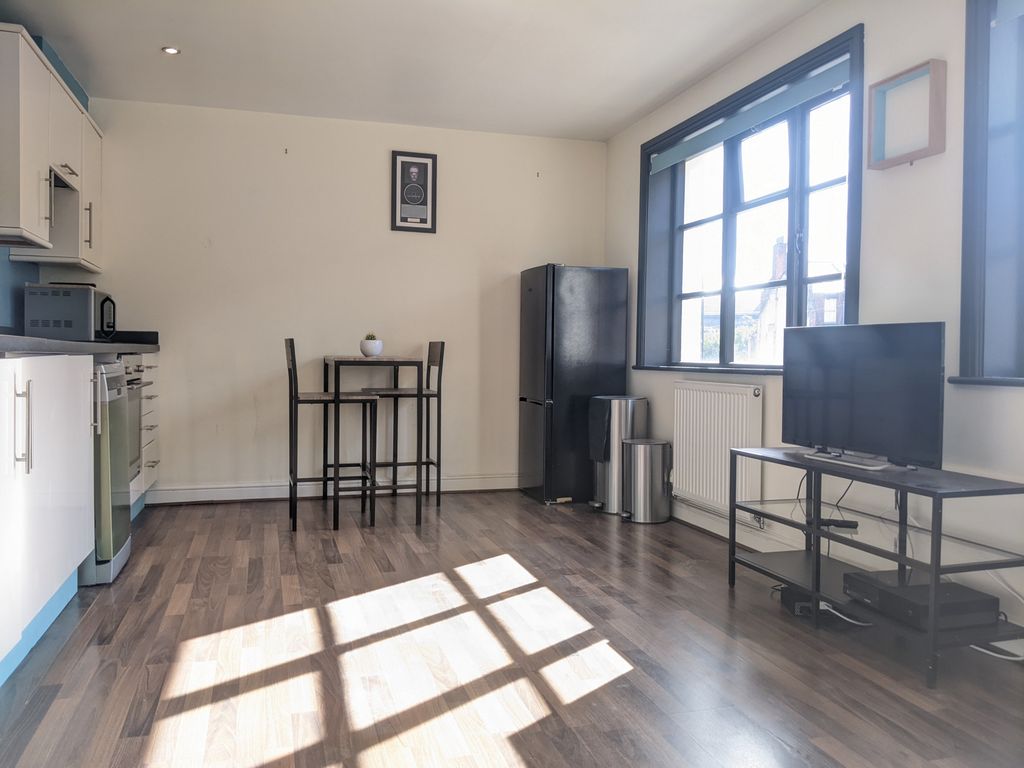 Property photo 2 of 13