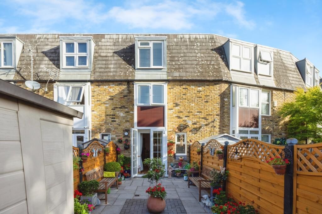 Property photo 3 of 15