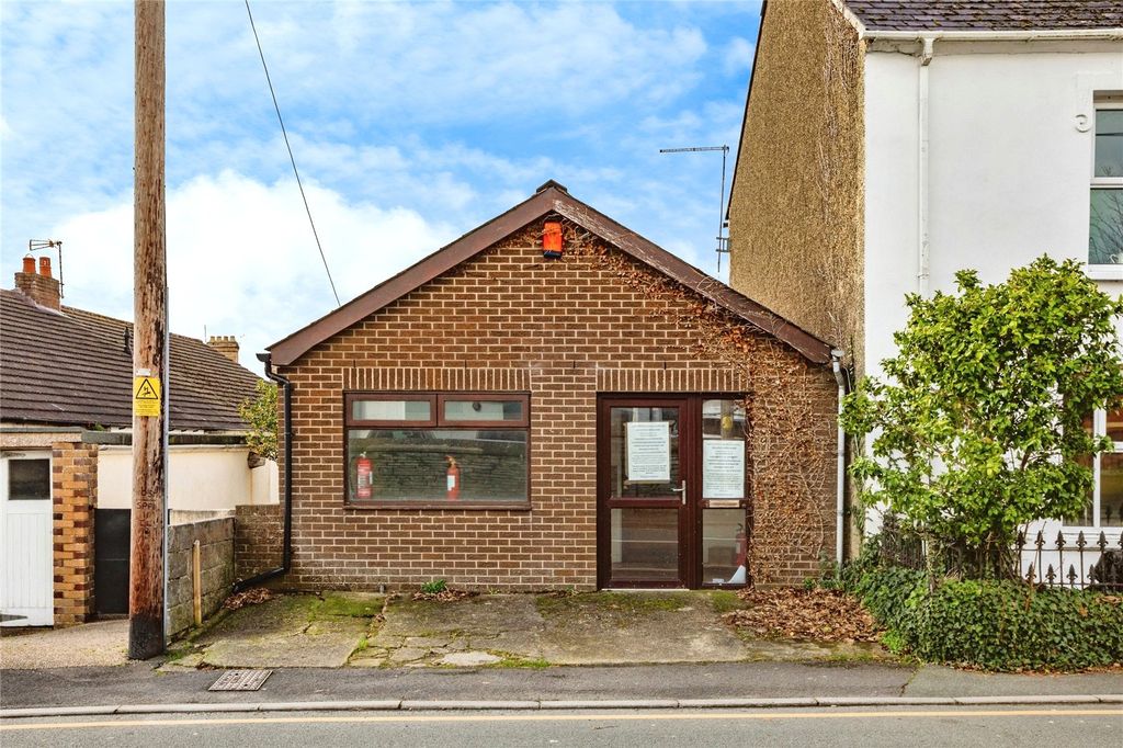 Property photo 1 of 20 Picture No. 23