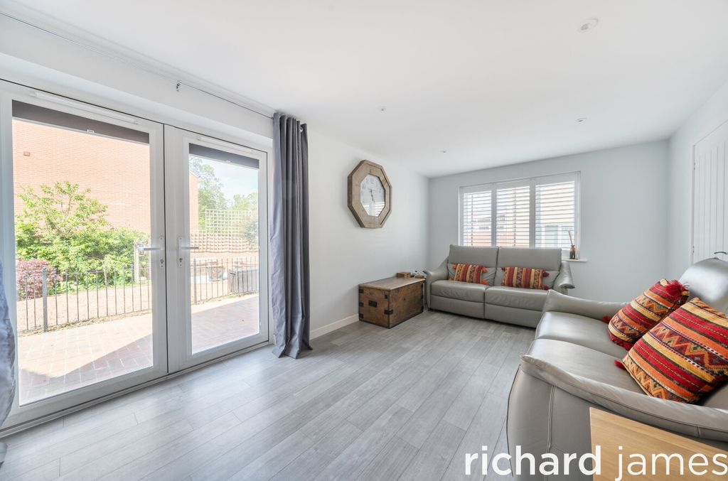 Property photo 3 of 19 2B30304082E74dcc811Be86Efc6A726E